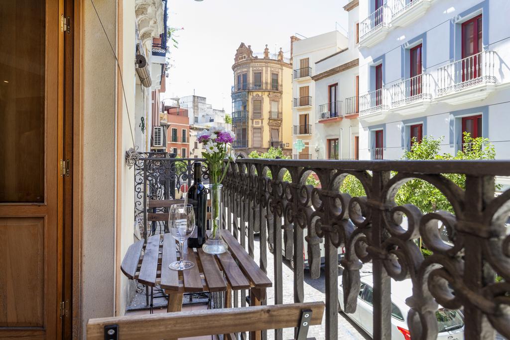 Artist'S Charming Design - Space Maison Apartments Севилья Экстерьер фото